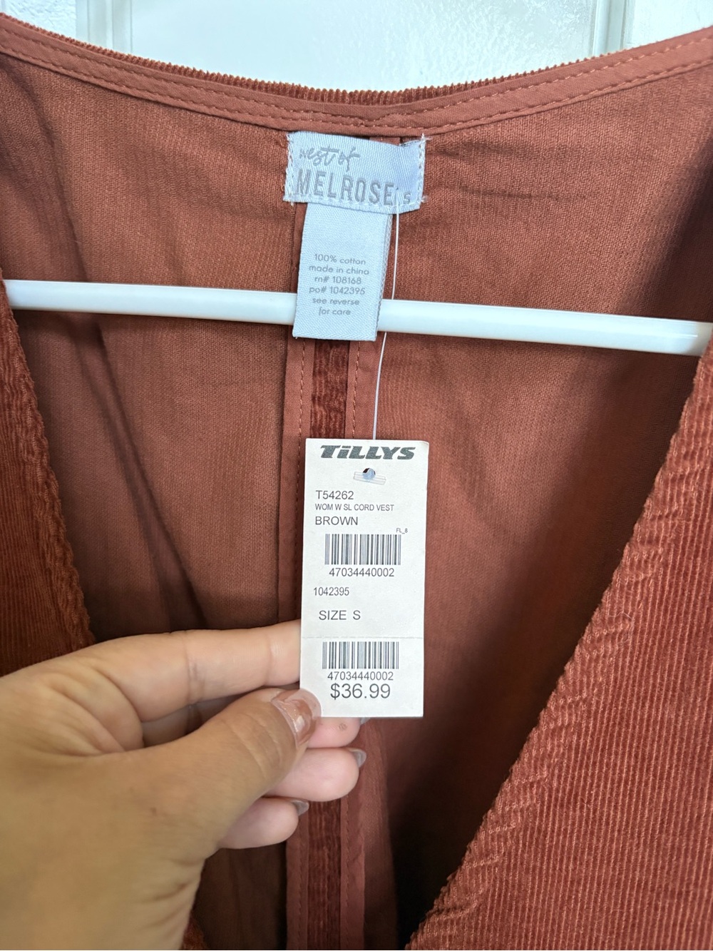 Tilly's Rust-Brown Corduroy Vest - Picture 2 of 3